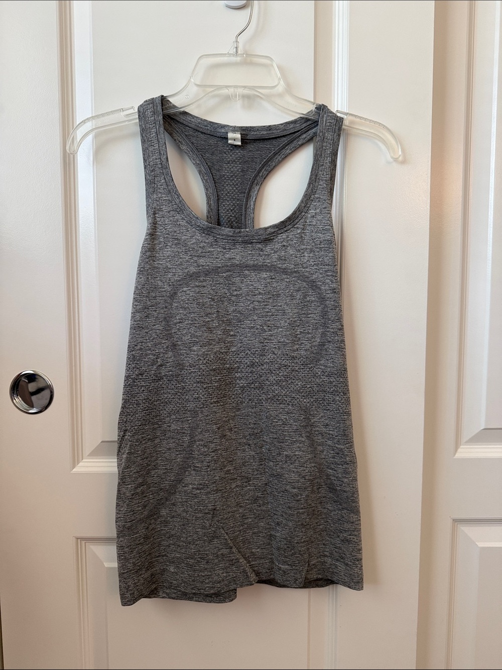 Lululemon Swiftly Tank - 8 - gray
